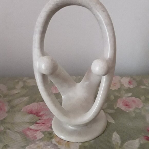 Hand Carved Soapstone Dancing Lovers Figurine - Made in Kenya - Picture 4 of 6